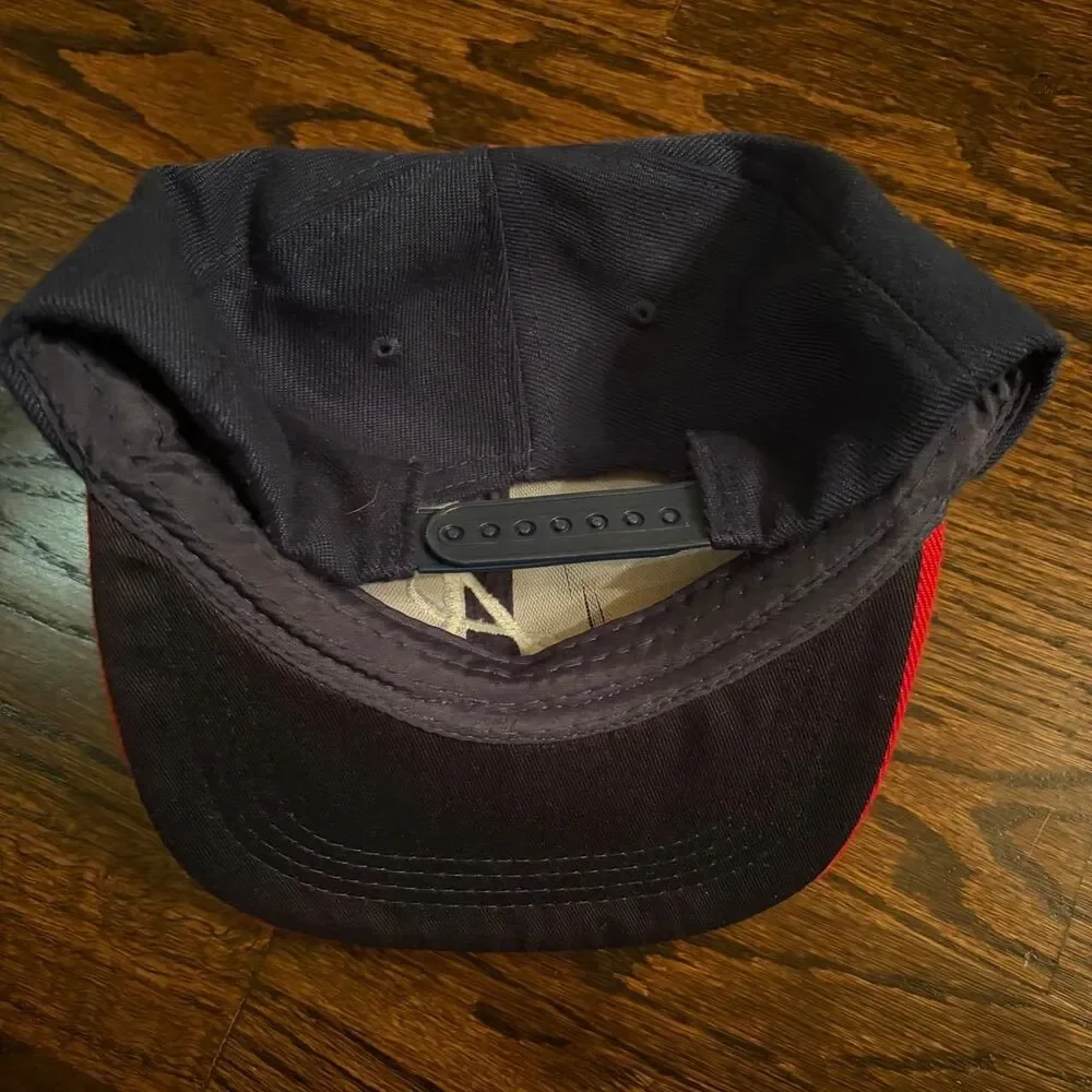 MLB vintage red